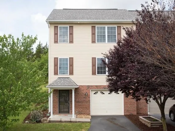 525 Pointe Dr, Harrisonburg, VA 22801