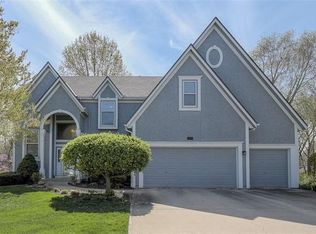 12724 Carter St, Overland Park, KS 66213