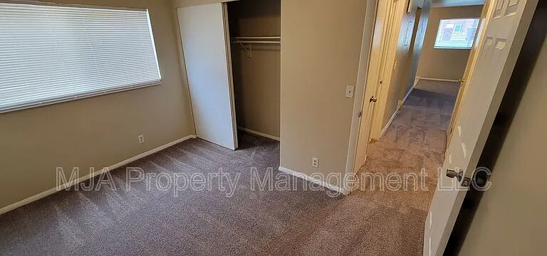 4642 S Arlington Park Dr #4 — Photo 11