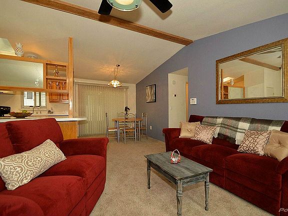 003_LivingDiningKitchen