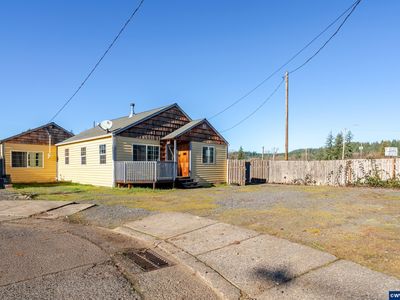 1360 2nd Ave, Sweet Home, OR, 97386