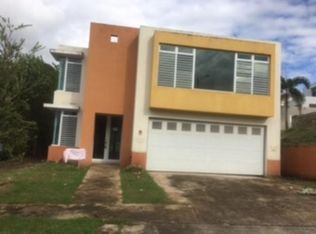 53 Calle Estancias, Bayamon, PR 00956