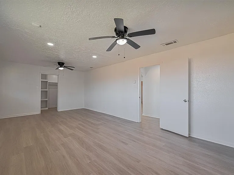 6219 Canada Dr — Photo 26
