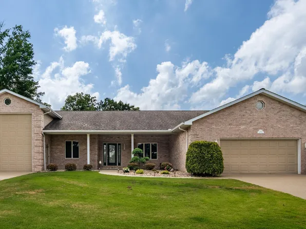 1535 Howard Rd, Marion, IL 62959