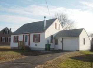 6 Kendall St, Rochester, NH 03867