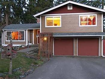 3rd image of 3781 SE Ardenwald Pl