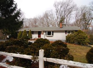 51 Cypress Dr, Newton, NJ 07860