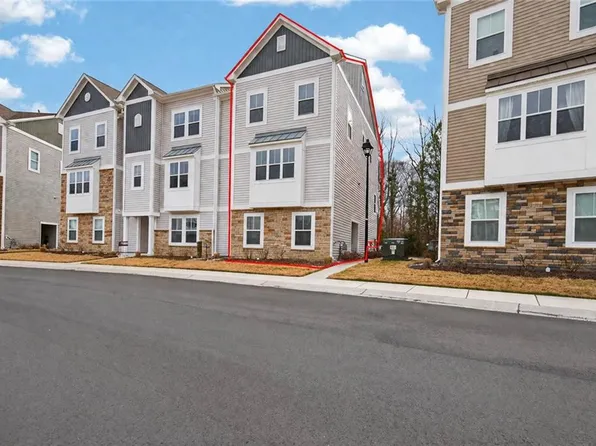 2009 Laycock Ln #102, Suffolk, VA 23435