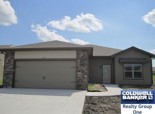 431 Northfield Rd, Manhattan, KS 66502