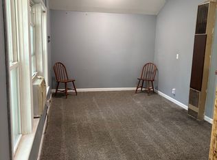 214 8th St APT 2, Monett, MO 65708
