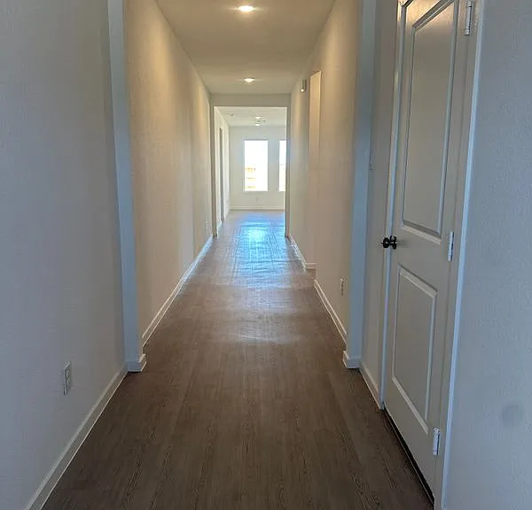 830 Heaven Dr — Photo 7