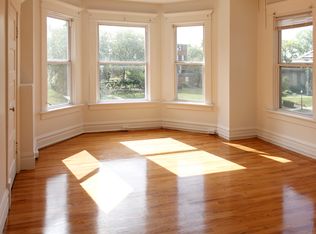 1957 Indianola Ave, Columbus, OH 43201