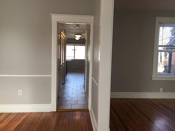 3rd image of 7143 Wise Ave
