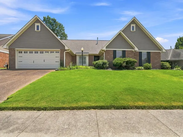 8237 Crimson Creek Dr, Cordova, TN 38016