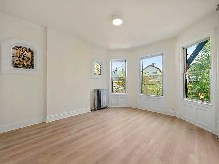 8 Cooper Pl #2 — Photo 10