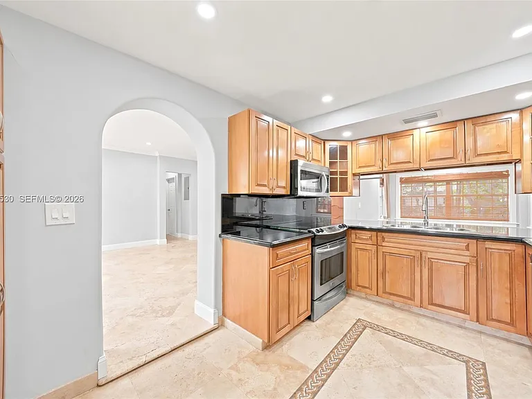 2301 Tequesta Ln — Photo 13