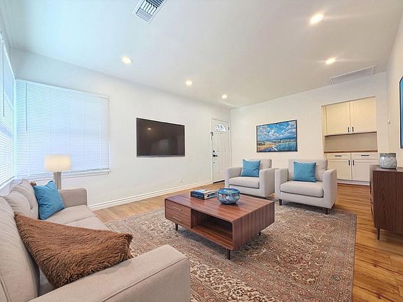 3rd image of 1720 N Hollywood Way #A