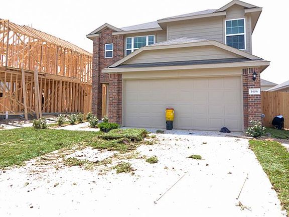 2nd image of 1406 Oxford Meadow
