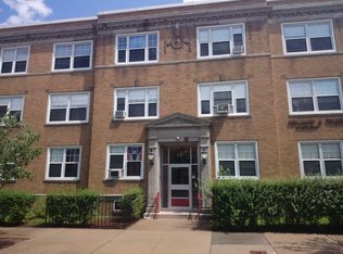 337 Saint Paul St APT 4, Brookline, MA 02446