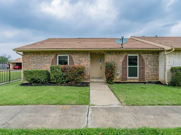 22 E Mountain Creek Ct #13, Grand Prairie, TX 75052