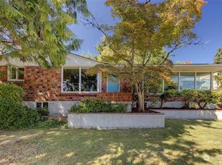 2419 74th Ave SE, Mercer Island, WA 98040