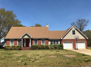 104 Love Dr, Clanton, AL 35045
