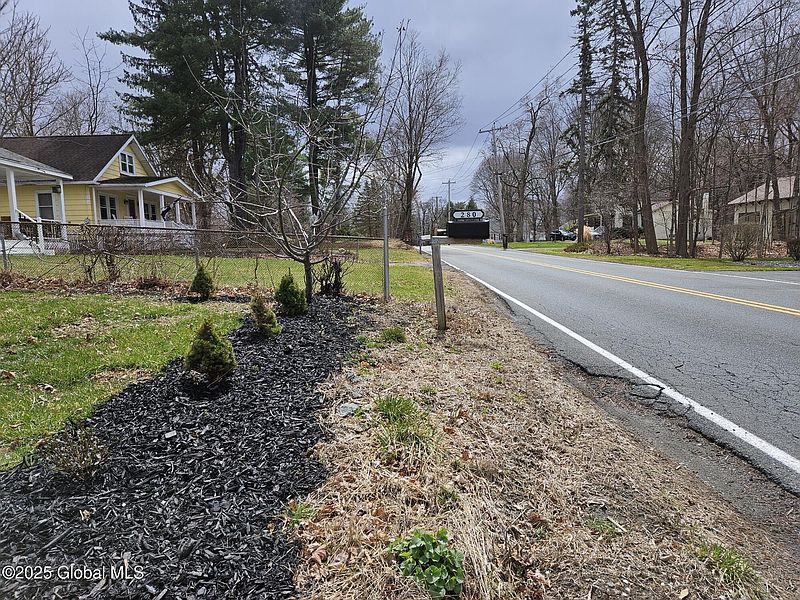 4th image of 280 S Lake Avenue
