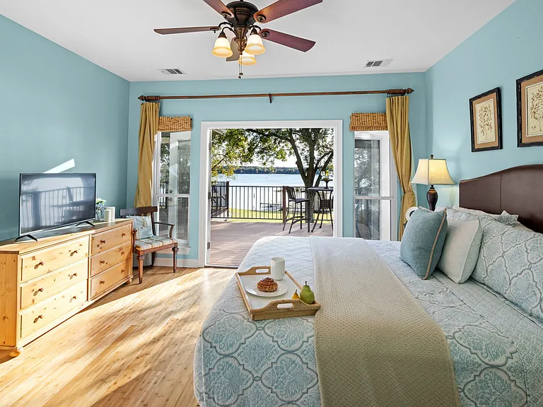 Campa Pajama Ln — Photo 25