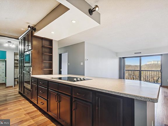 2nd image of 200 N Pickett St APT 610
