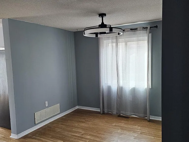 23 Ferguson Dr — Photo 12
