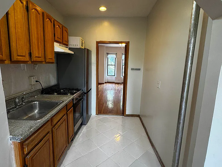 62 Bainbridge St #3 — Photo 9