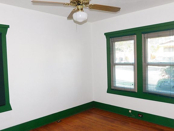 3rd image of 2721 A St