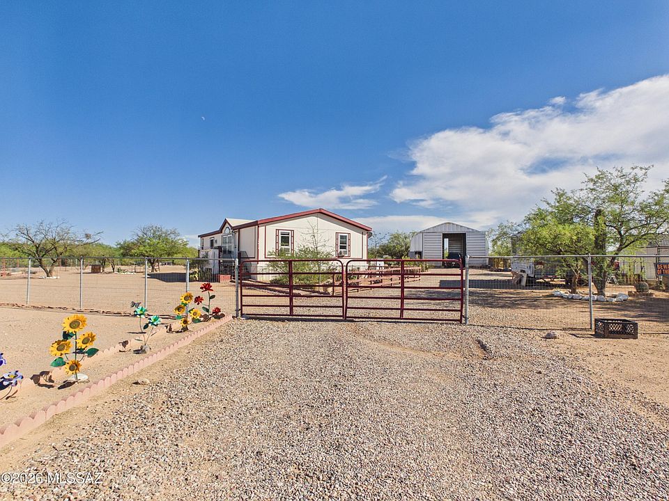 1st image of 17415 W Oatman Rd