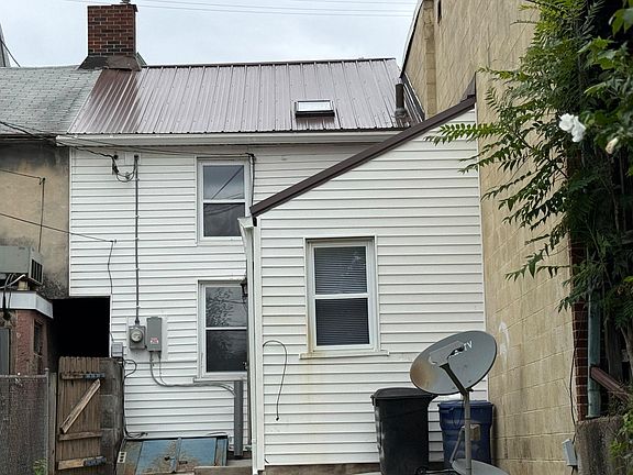 5th image of 1110 Franklin St