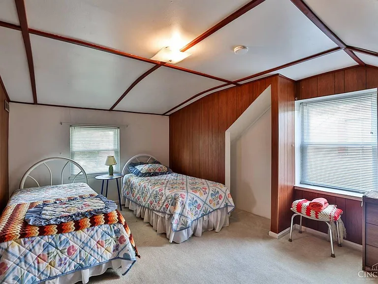 4481 Hunt Rd — Photo 8