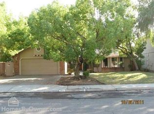 389 E Feather River Dr, Fresno, CA 93730