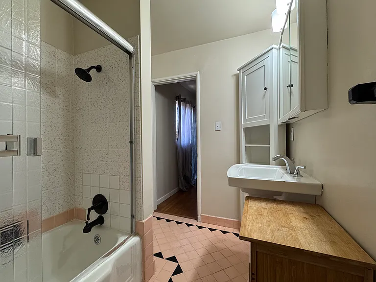 175 W I St #2 — Photo 13