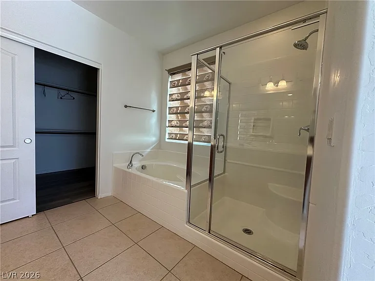 9325 Goldenbush Ct — Photo 20