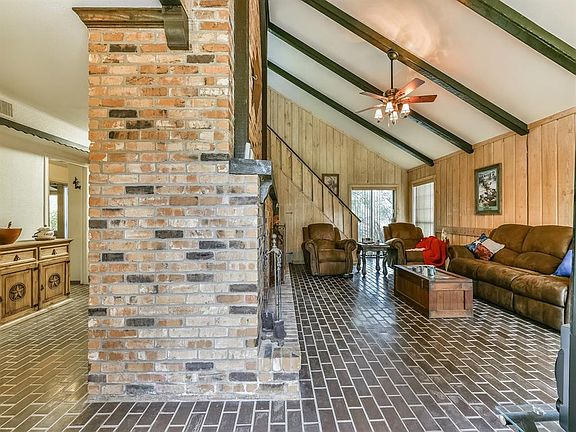 5th image of 26604 Lakeview Dr