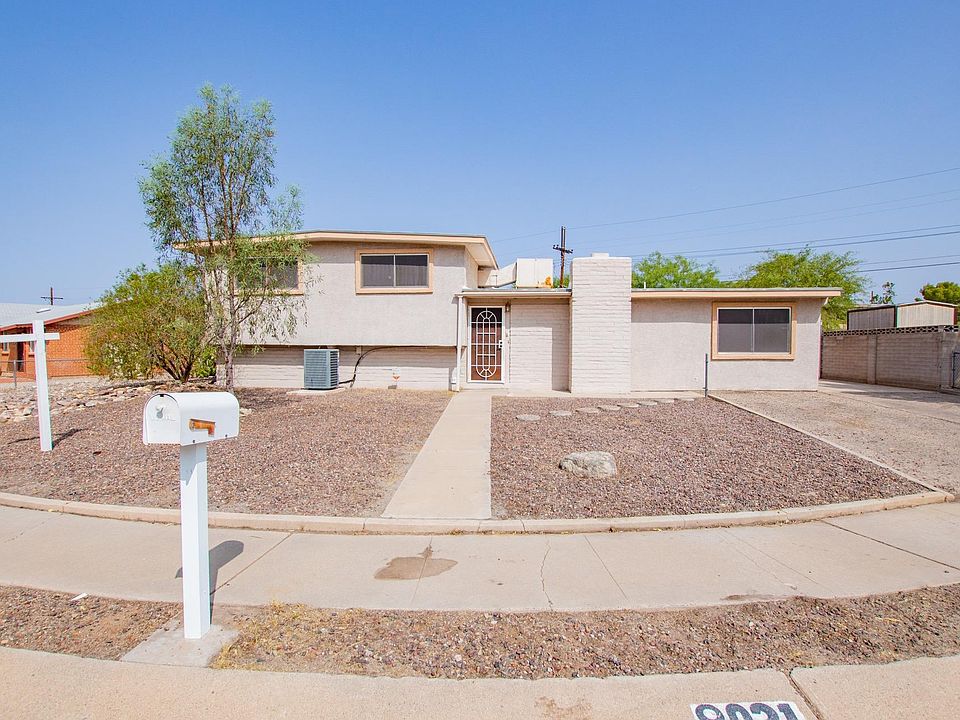 1st image of 8031 E 17th Pl