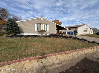 42 Boulevard E, Keyport, NJ 07735