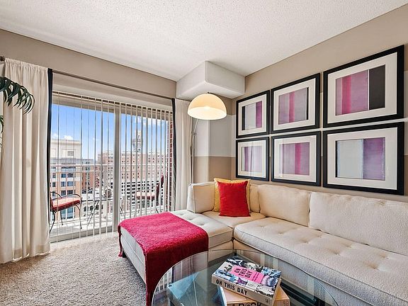 5th image of 305 W Fayette St #0B-1Ba-804Sqft