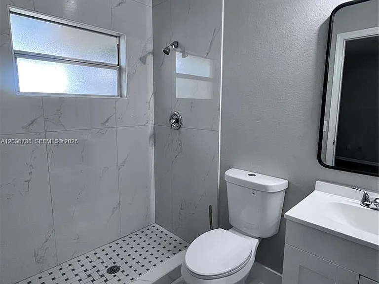 1809 SW Santa Barbara Pl — Photo 11