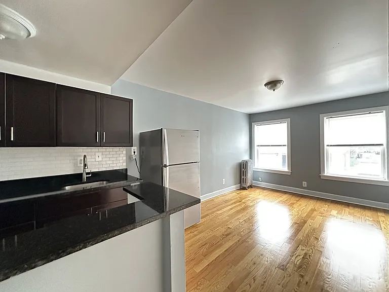 5670 N Ridge Ave #S2 — Photo 9