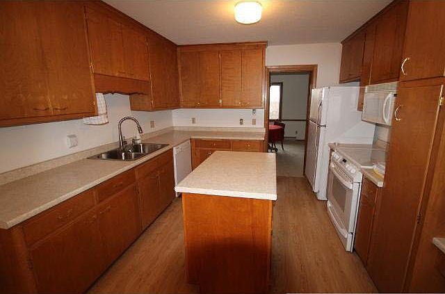 1st image of 5233 W 106th Street