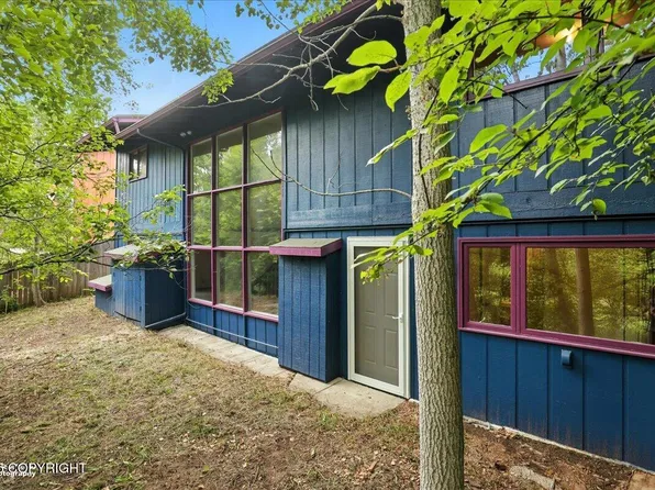 3103 Barbara St, Anchorage, AK 99517