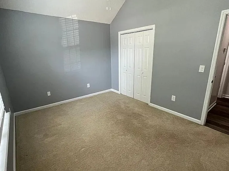 2945 Pointewest Dr — Photo 13
