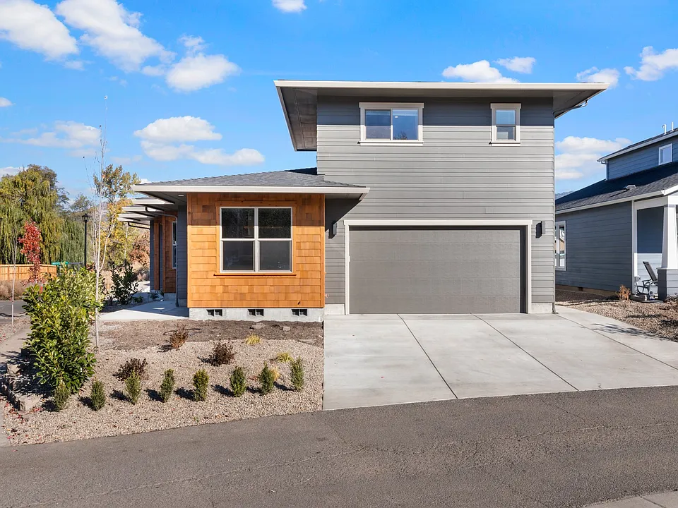 421 Creekside Way #B