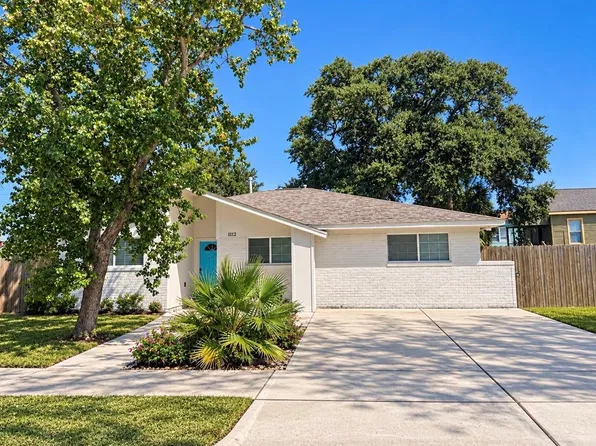 1112 32nd St, Galveston, TX 77550