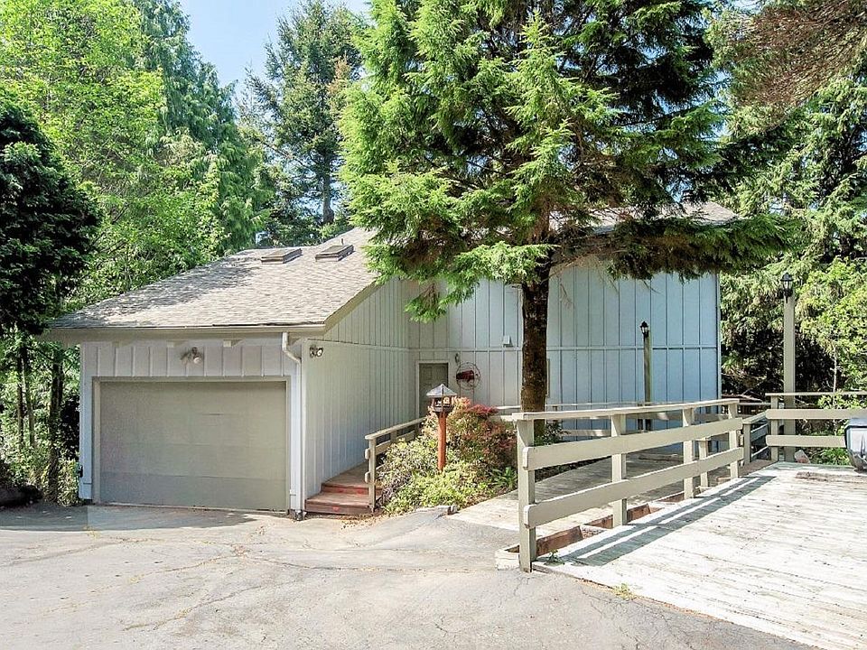 1st image of 485 Lookout Dr